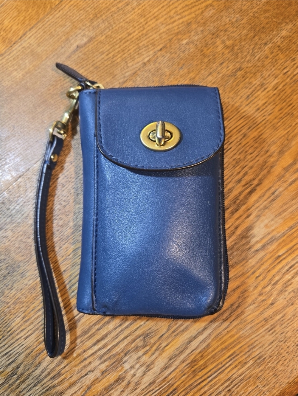 Coach Wallet/phone Case-Firm!
